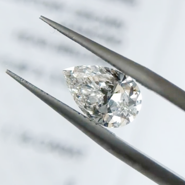 lab grown diamond - pear shaped - gentle rocks